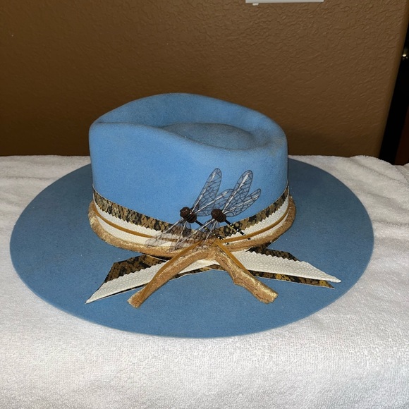 Shyanne custom felt hat - Picture 5 of 8